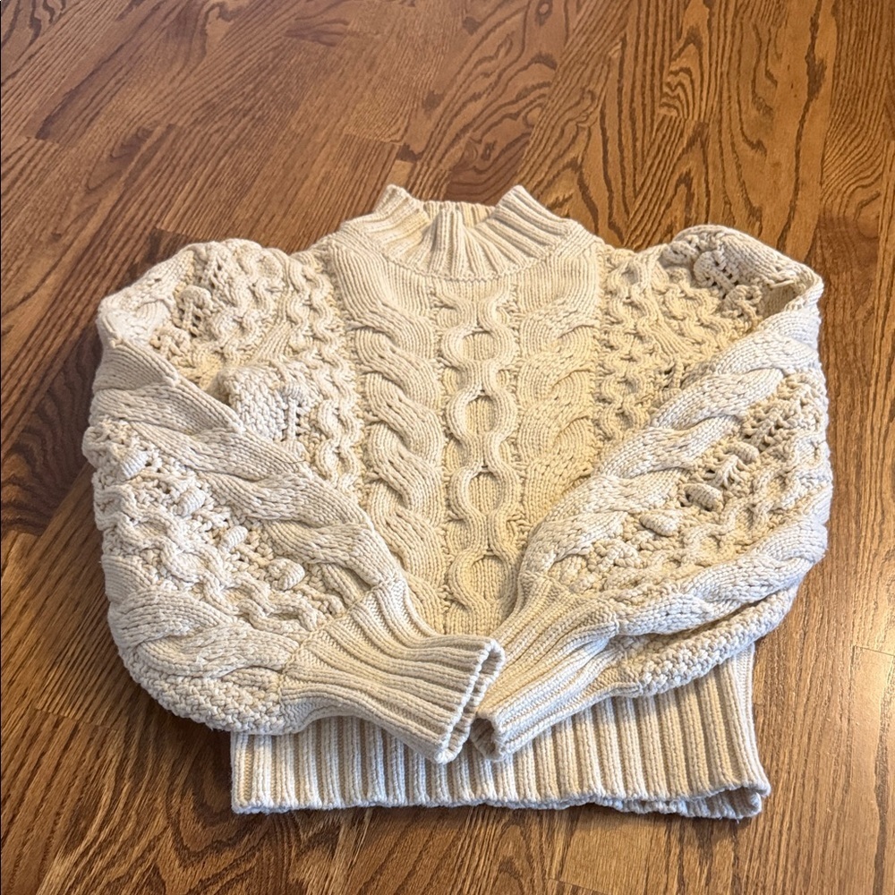 Banana Republic Textured Knit Cream Turtleneck Sweater